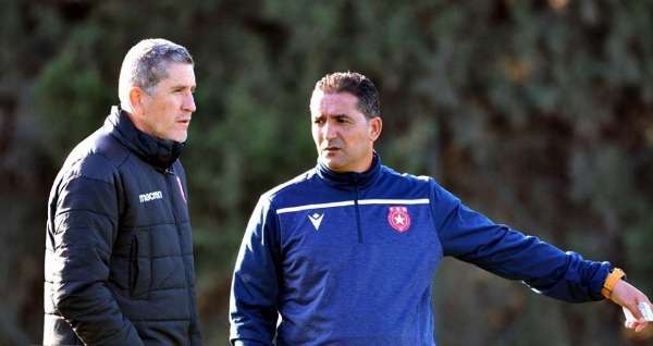 عماد بن يونس وجاريدو