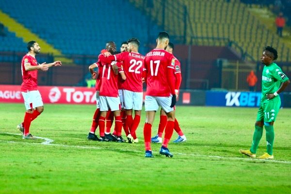 لاعبو الأهلي 