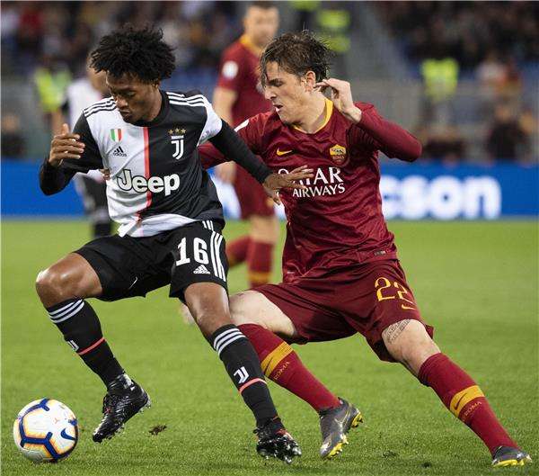 جانب من مباراة سابقة بين الفريقين