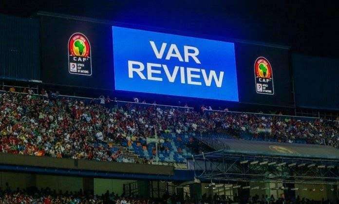 حكم الفيديو المساعد