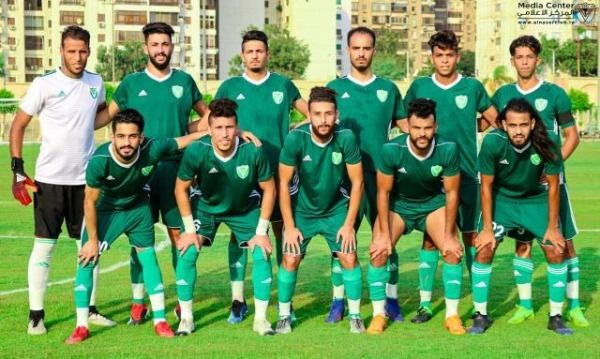 لاعبو النصر 