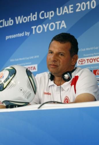 2010-12-13t162806z_01_abd401_rtridsp_3_soccer-club_reuters