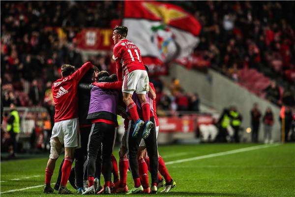 لاعبو بنفيكا 