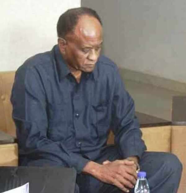 حسن علي عيسى