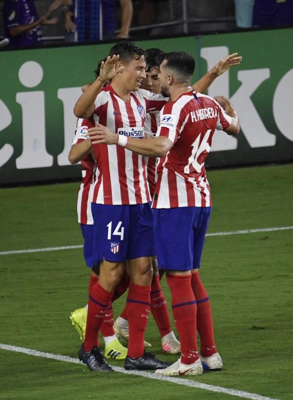 لاعبو أتلتيكو مدريد