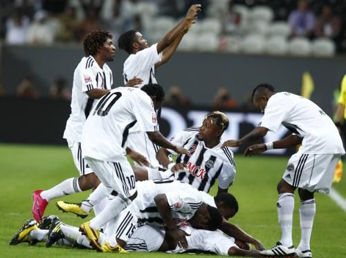 2010-12-14t173757z_01_abd12_rtridsp_3_soccer-club_reuters