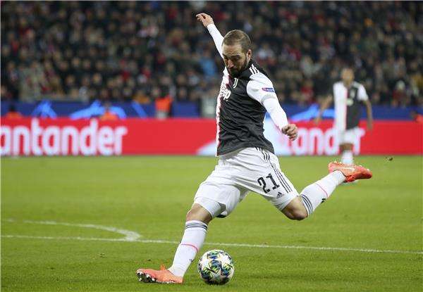 جونزالو هيجواين