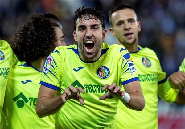 فرحة لاعبي خيتافي