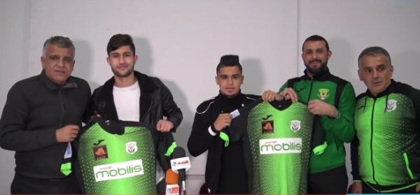 من تقديم اللاعبين