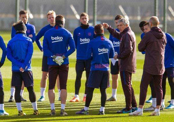 من مران برشلونة