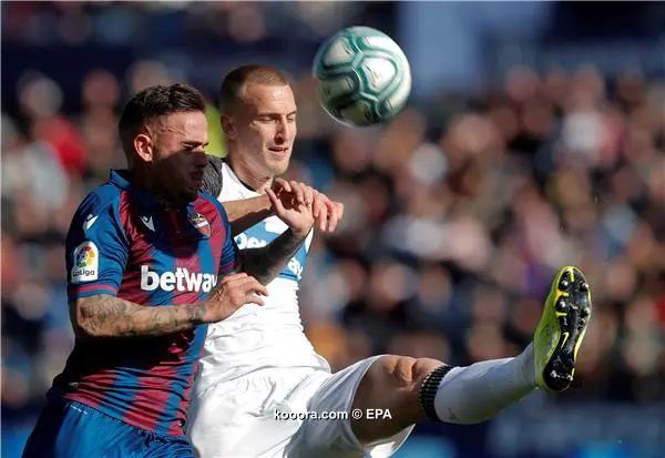 ?i=epa%2fsoccer%2f2020-01%2f2020-01-18%2f2020-01-18-08137966_epa