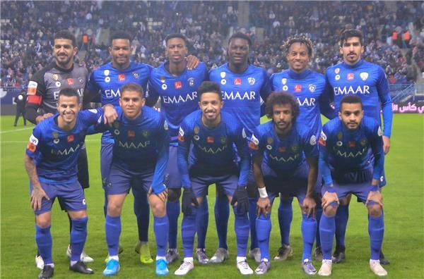 لاعبو الهلال