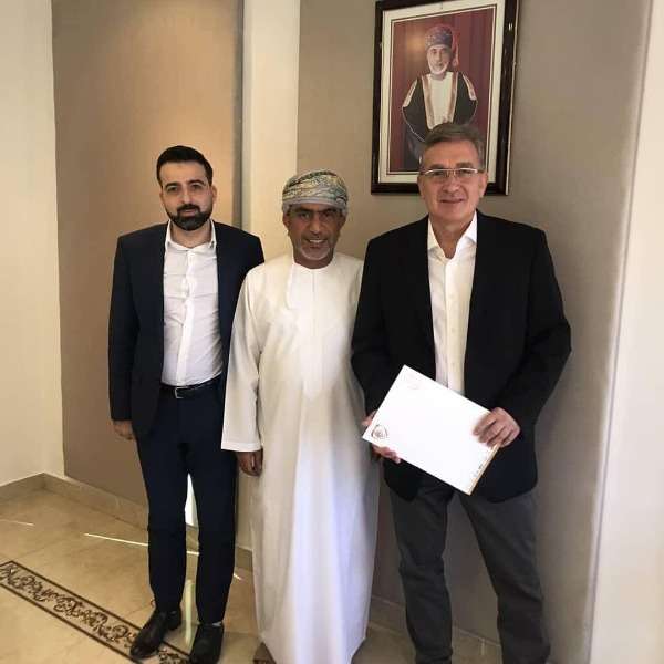 برانكو أفانكوفيتش مع الوهيبي ووكيل أعماله