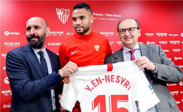 من تقديم النصيري