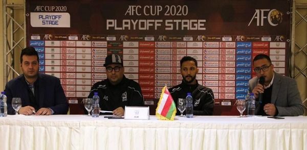 المؤتمر الصحفي لمدرب صور العماني