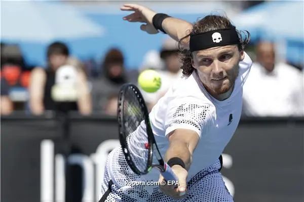 ?i=epa%2ftennis%2f2020-01%2f2020-01-21-08146122_epa