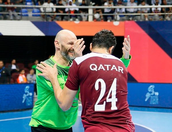 فرحة لاعبي قطر