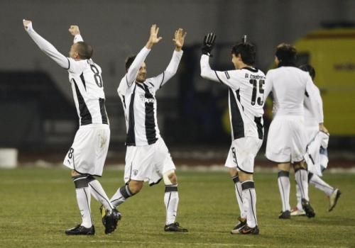 2010-12-15t204920z_01_nso14_rtridsp_3_soccer-europa_reuters