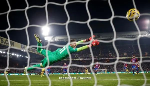 ?i=reuters%2f2020-01-21%2f2020-01-21t222409z_935853261_rc2lke97f11n_rtrmadp_3_soccer-england-cry-sou-report_reuters