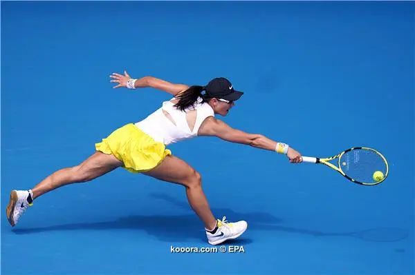 ?i=epa%2ftennis%2f2020-01%2f2020-01-22-08149101_epa