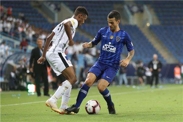 من لقاء سابق بين الشباب والهلال