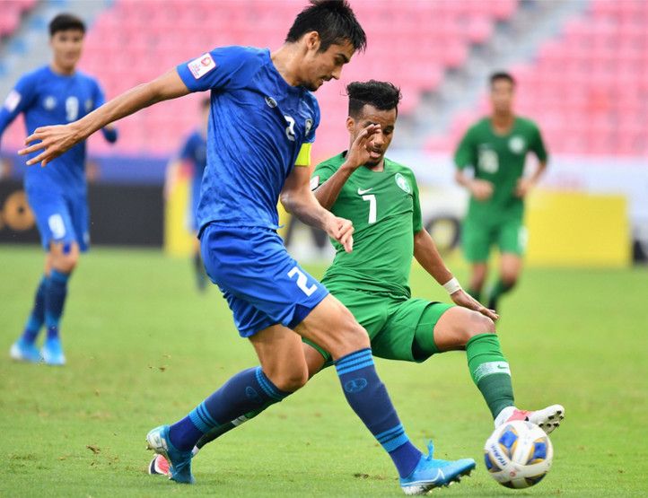 من لقاء السعودية وأوزبكستان