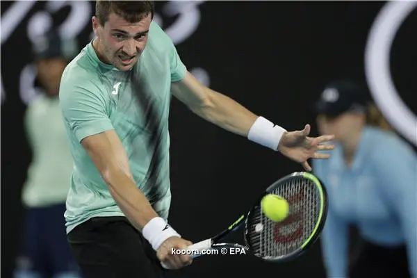 ?i=epa%2ftennis%2f2020-01%2f2020-01-23-08153107_epa