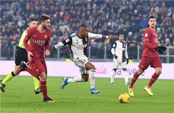 دوجلاس كوستا