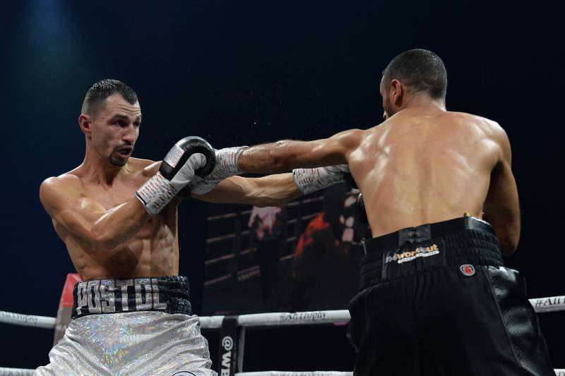 خوزيه راميريز وفيكتور بوستول