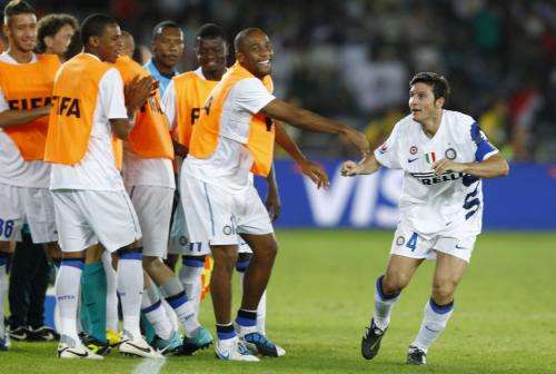 2010-12-15t180933z_01_abd16_rtridsp_3_soccer-club_reuters