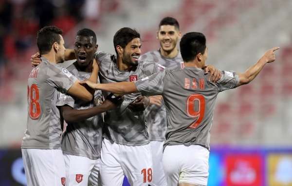 البريك مع لاعبي الدحيل