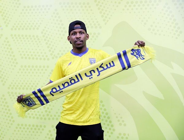 أبو سبعان بقميص التعاون