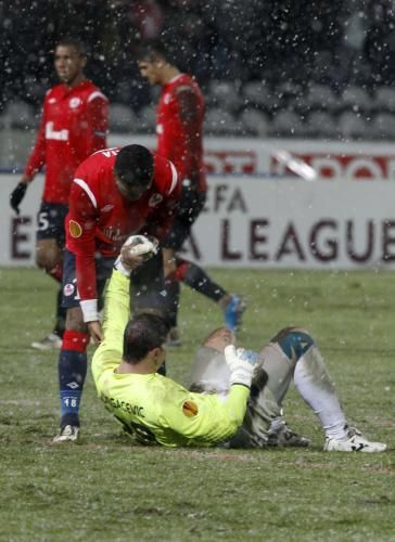 2010-12-16t203625z_01_pr23_rtridsp_3_soccer-europa_reuters