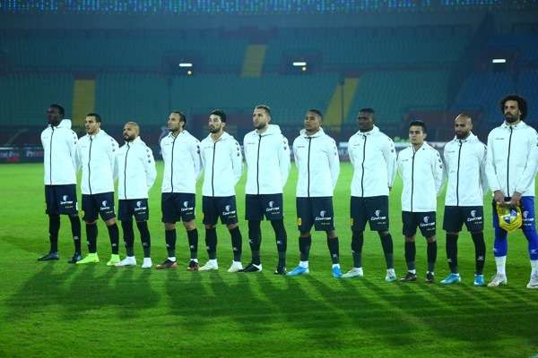 لاعبو المقاولون