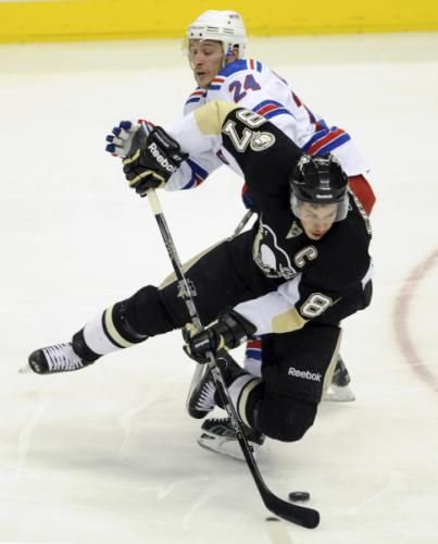 2010-12-16t010329z_01_pit102_rtridsp_3_nhl_reuters