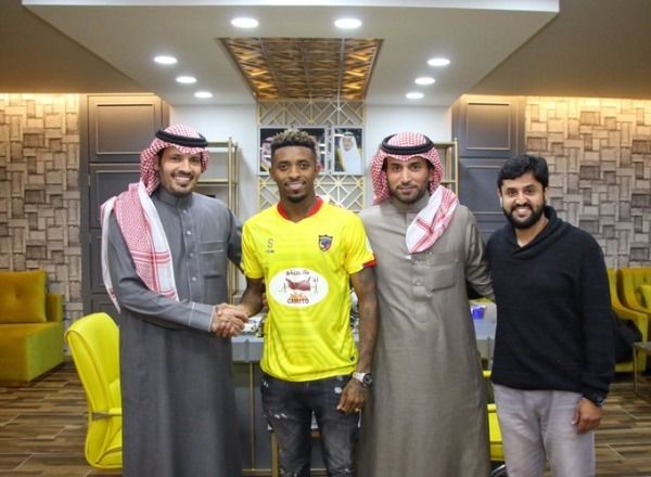 بعد التوقيع