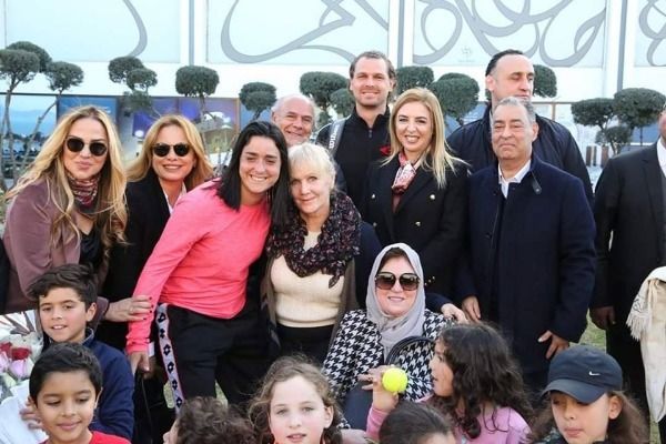 من استقال أنس جابر 