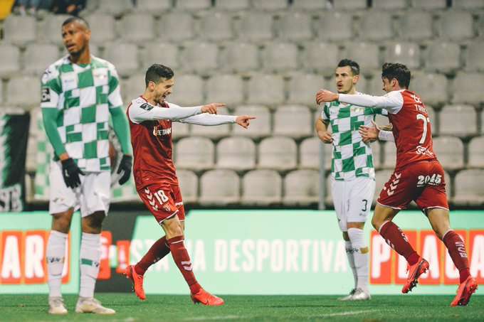 لاعبو سبورتنج براجا