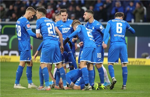 لاعبو هوفنهايم 