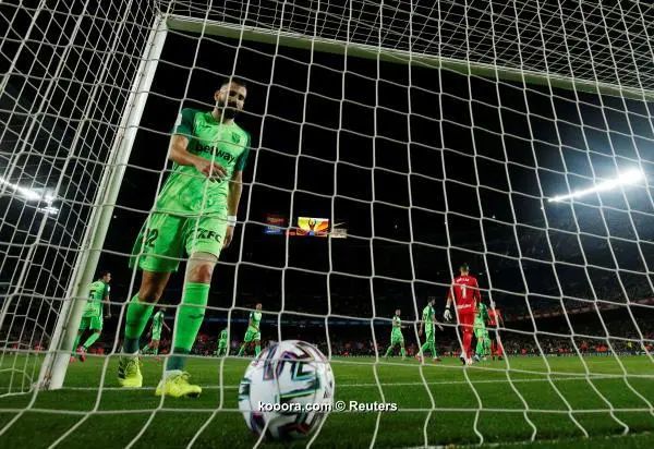 ?i=reuters%2f2020-01-30%2f2020-01-30t193643z_1083885870_rc2jqe9irey4_rtrmadp_3_soccer-spain-fcb-leg-report_reuters