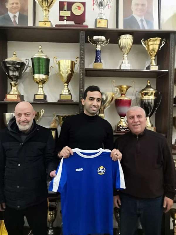 مصطفى يتوسط عربيات والداود