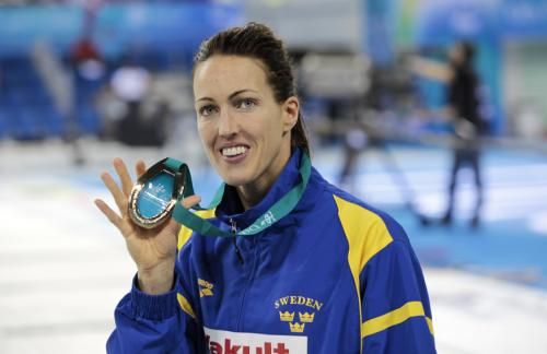 2010-12-17t193753z_01_dub47_rtridsp_3_swimming_reuters