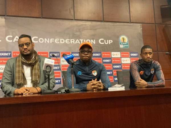 من المؤتمر الصحفي