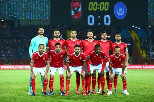 لاعبو الأهلي