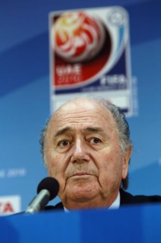 2010-12-17t083014z_01_abd03_rtridsp_3_uae_reuters