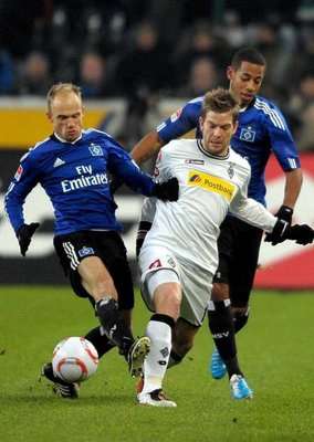 2010-12-17-00000102499635