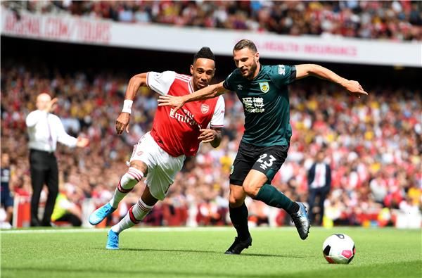 آرسنال وبيرنلي