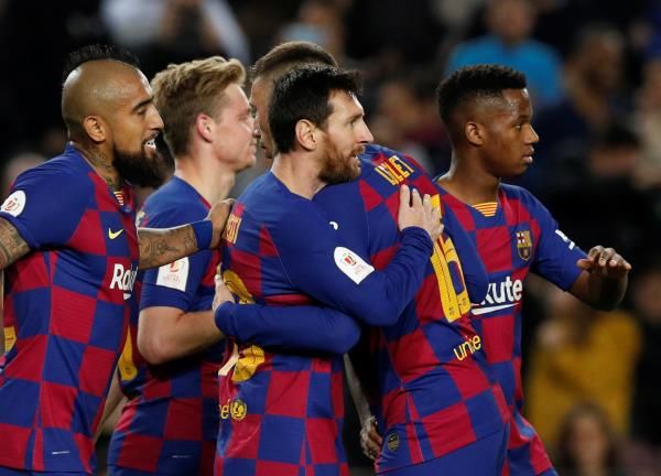 لاعبو برشلونة