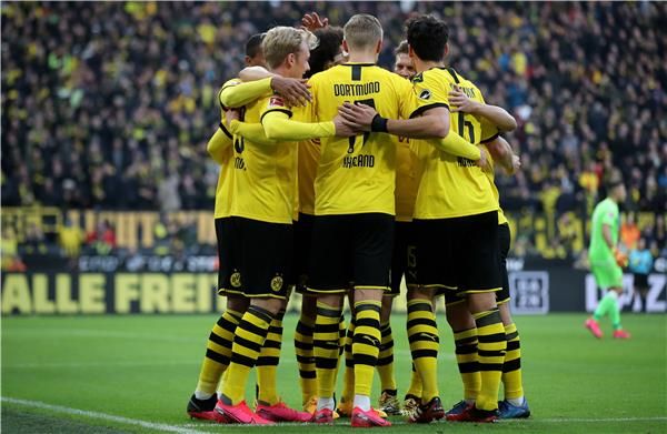 لاعبو بوروسيا دورتموند