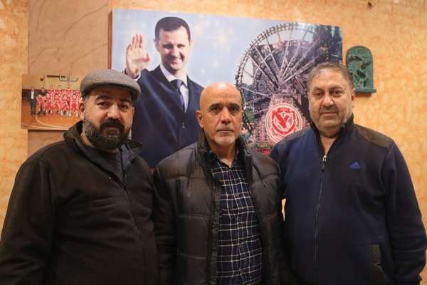 جانب من توقيع الطليعة مع عبد الناصر مكيس